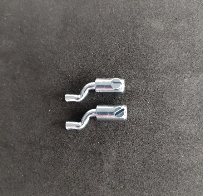 2x Schraubnippel 2,5mm S-Form