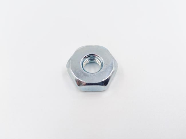 Mutter Kettenraddeckel M8 SW19